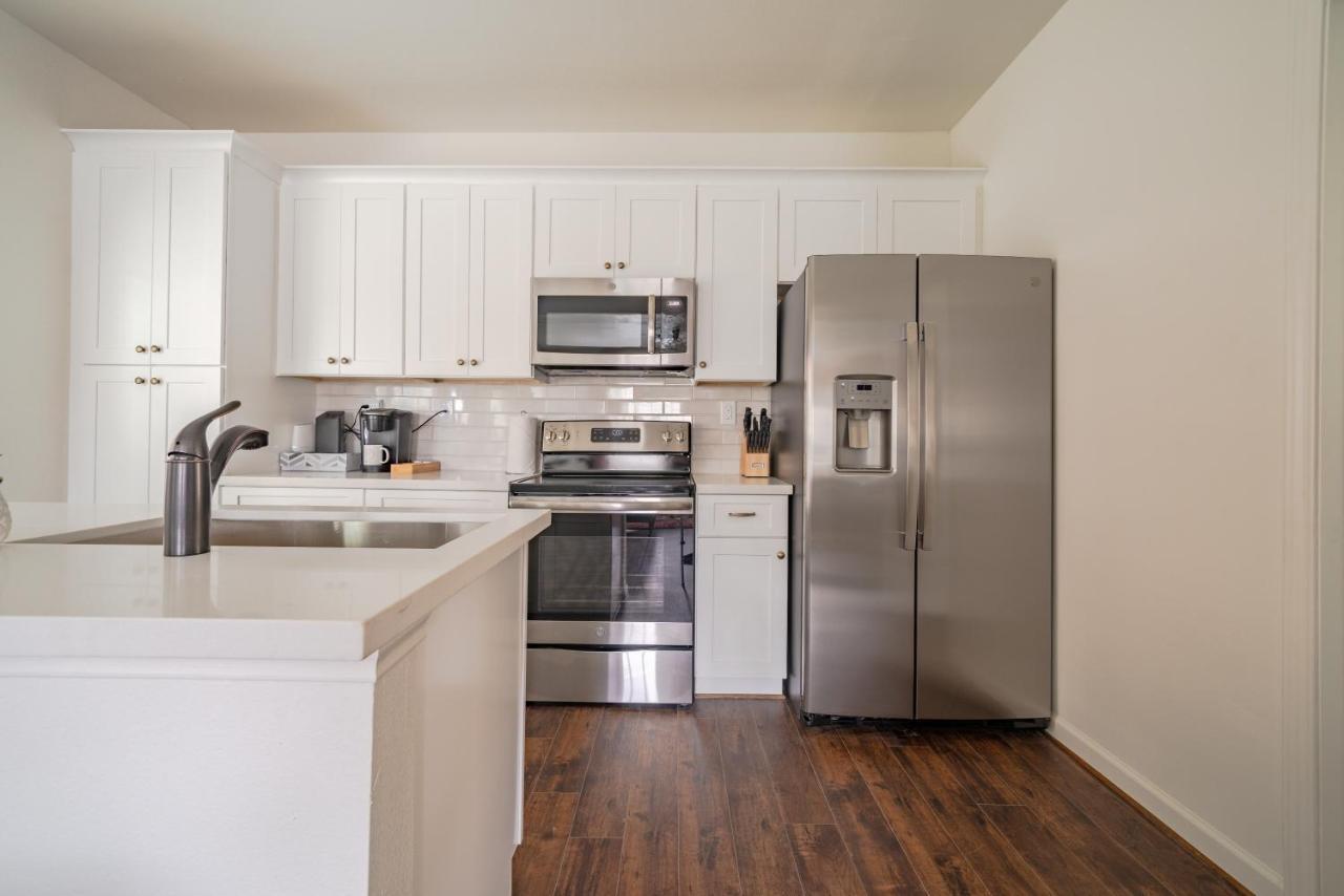 Unit 1 - Spacious & Renovated Apt Home In The City'S Action Х'юстон Екстер'єр фото